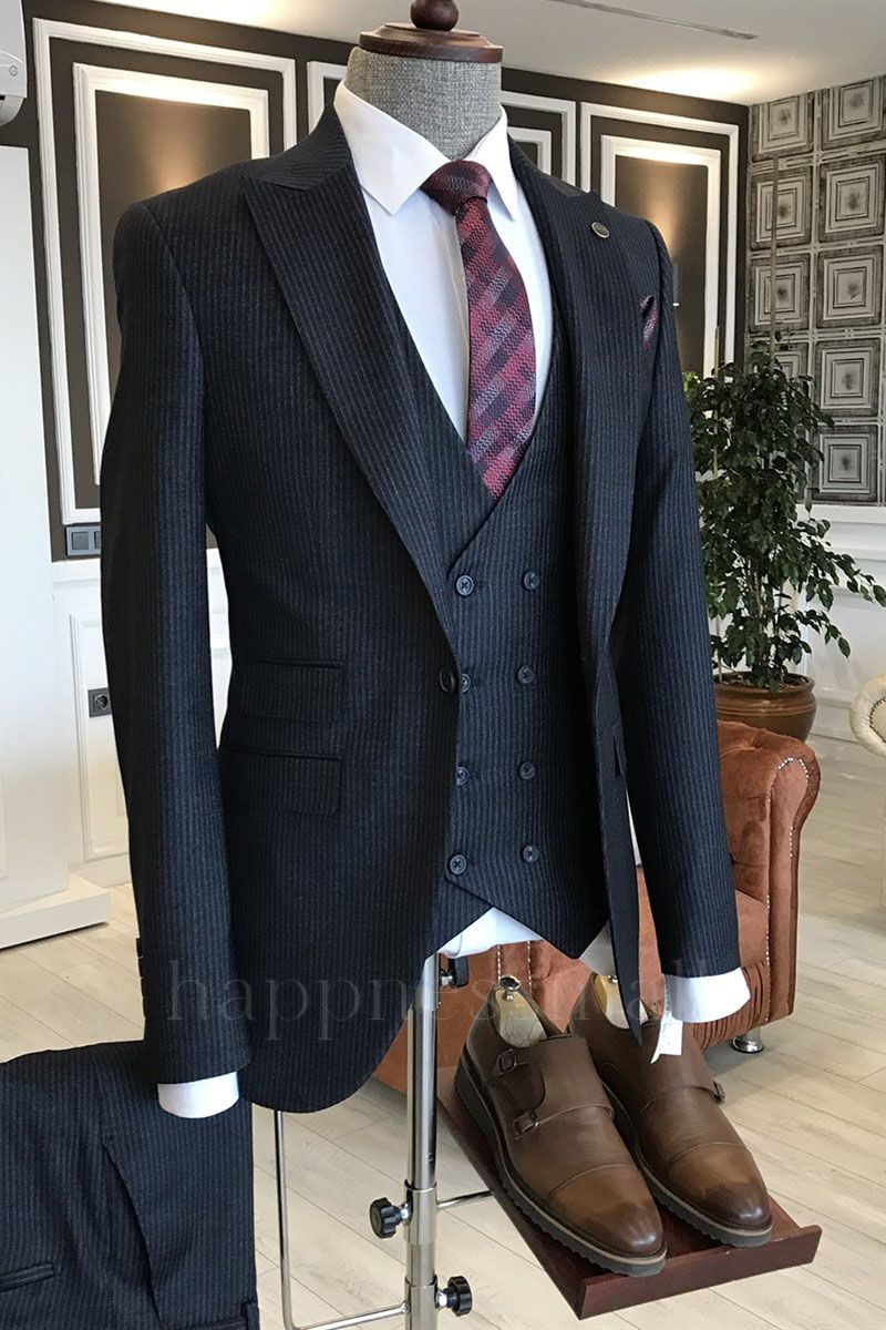 Valtor Traditional All Black Velvet Peaked Lapel Double Breasted Waistcoat Custom Business Suits For Men