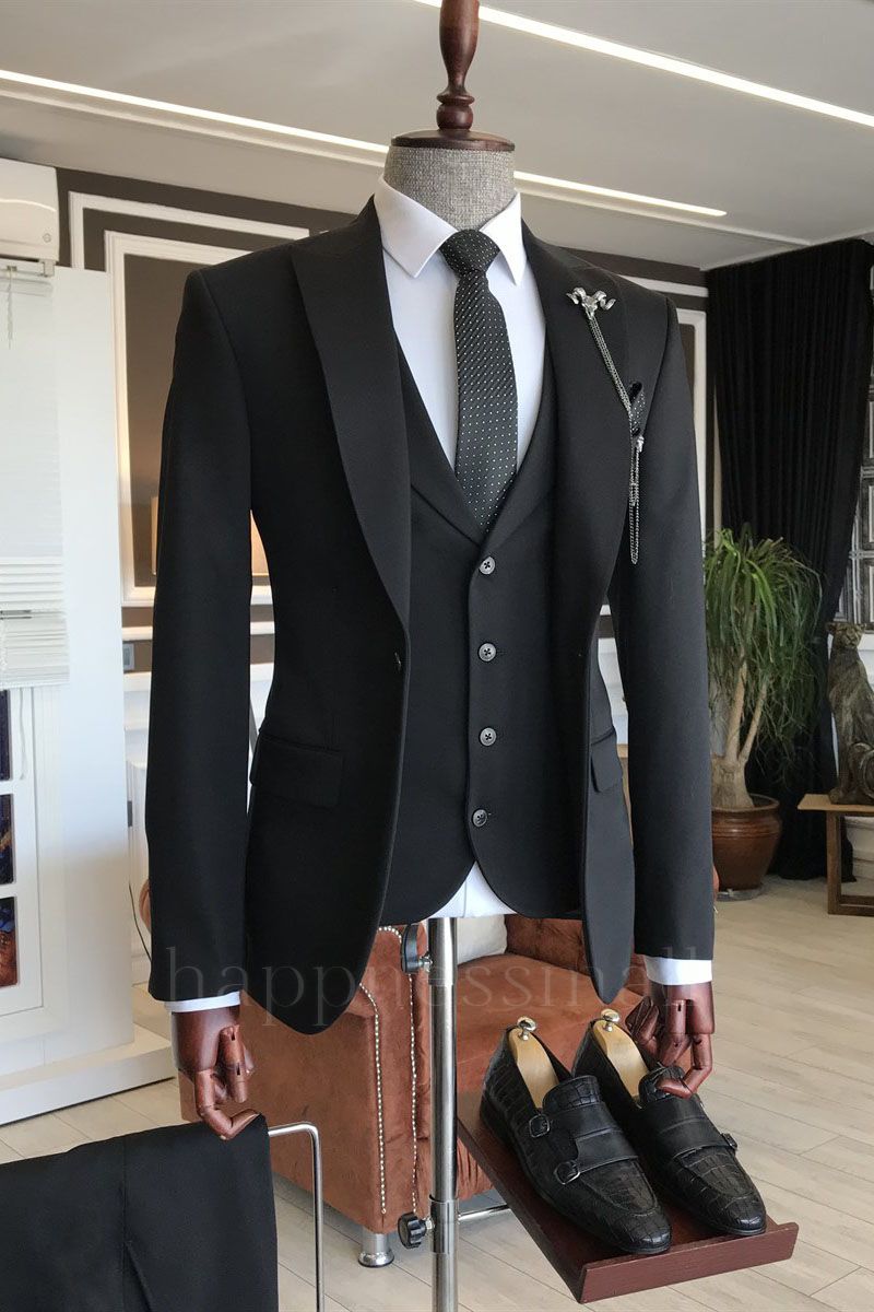 Maverick Classic All Black 3-Pieces Peaked Lapel Business Suits For Men