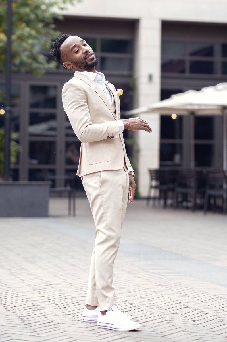 Newest Design Slim Fit Bespoke Peaked Lapel Men Suits | Happnessmall