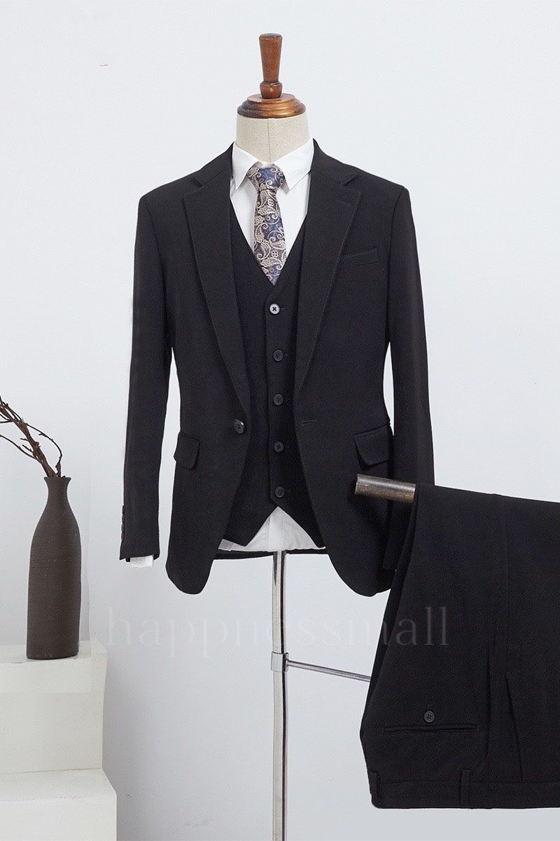 Delilah New Arrival Fashion All Black 3 Pieces Slim Fit Custom Business Suit For Men