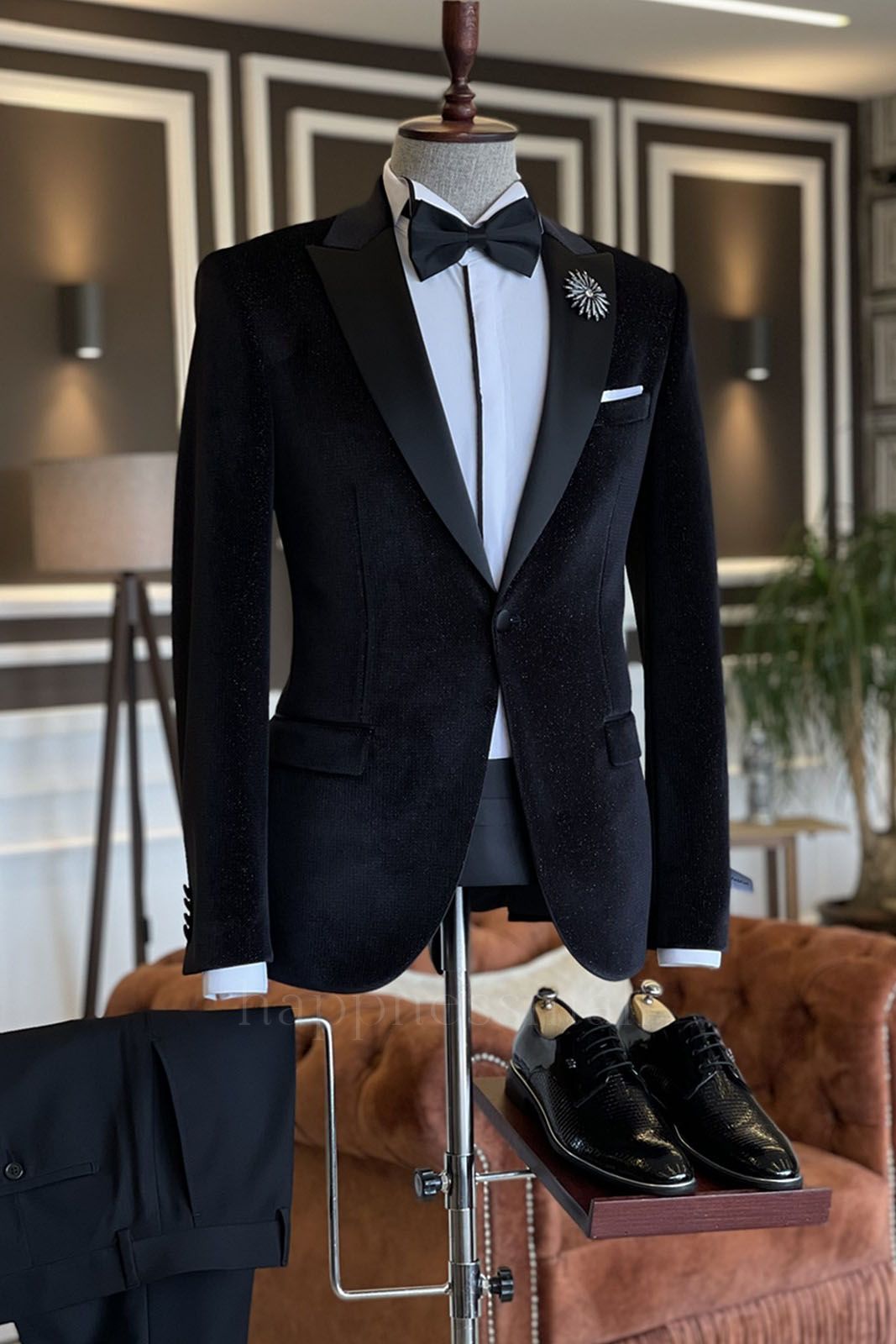 Titos Black Velvet Peaked Lapel 2 Pieces Men Suits For Business
