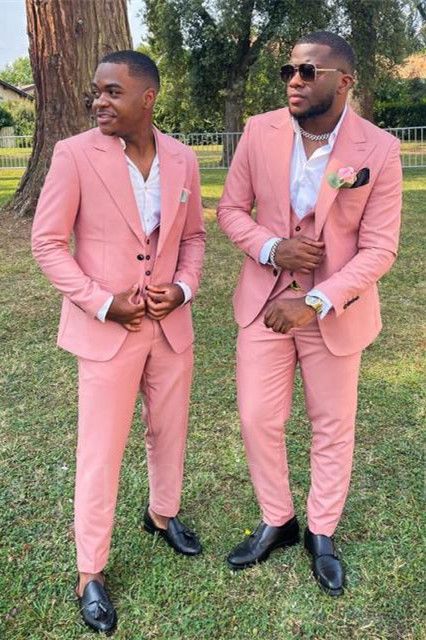 New Irene Pink Three Pieces Peaked Lapel Wedding Groomsmen Suits