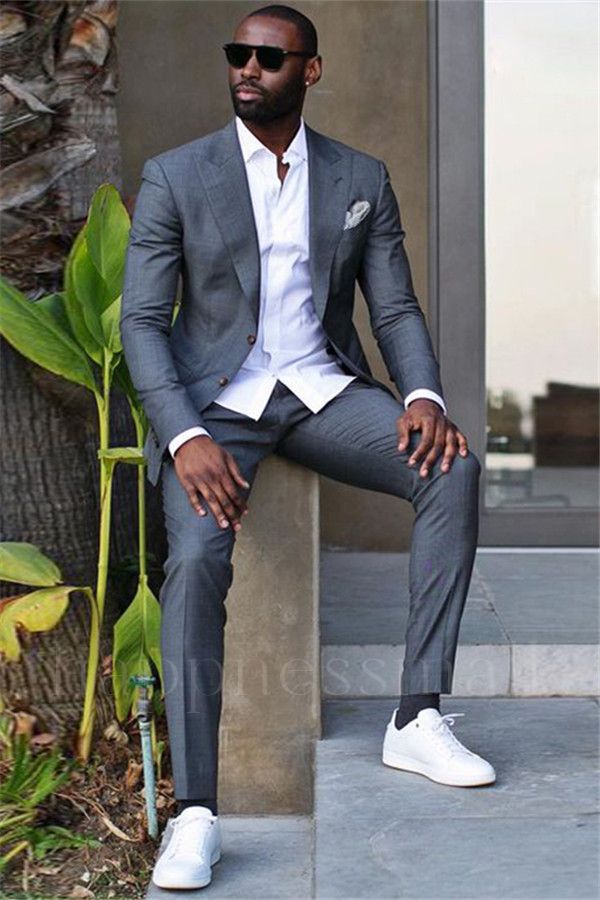 Huxley Simple Dark Gray Peaked Lapel Slim Fit Formal Business Men Suit