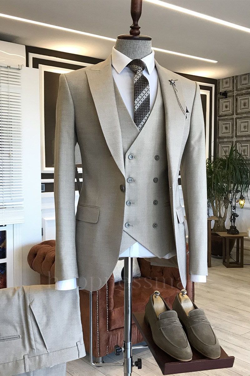 Abyssal Modern Light Khaki Peaked Lapel 2 Flaps Bespoke Business Suits