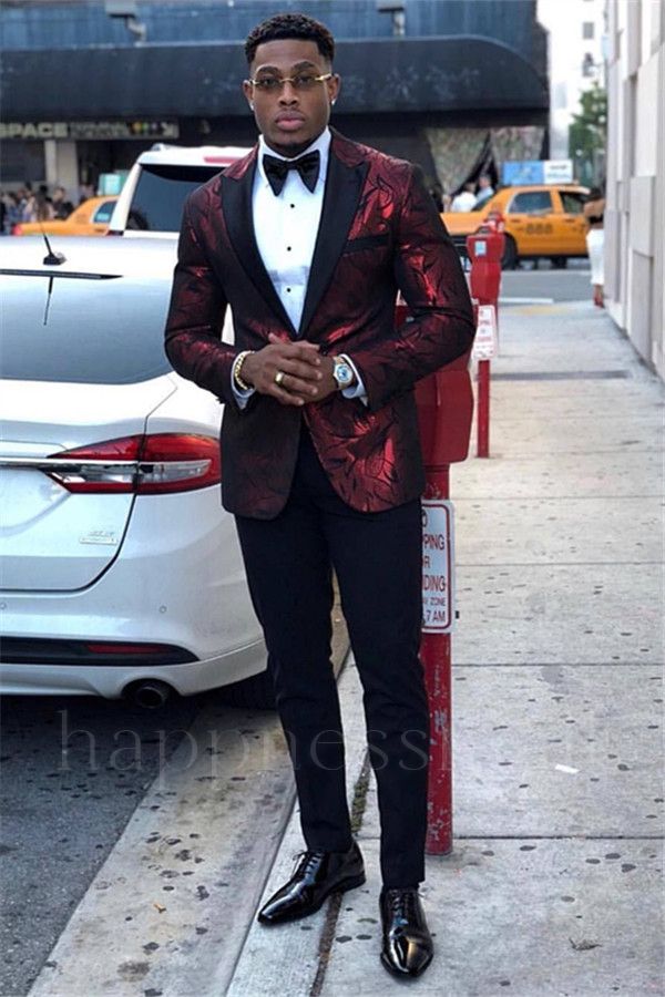 Jaxon Stylish Burgundy Slim Fit Peaked Lapel Men Suits for Prom