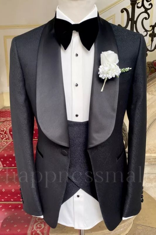 Classic black jacquard men's three piece wedding suit {{$GlobalData.Year}}