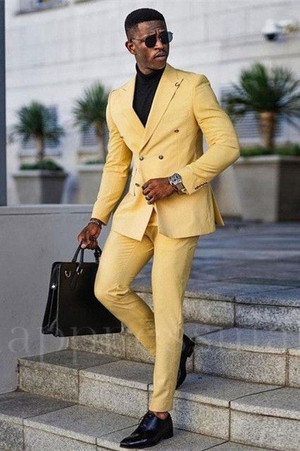 Daniel Trendy Yellow Double Breasted Peaked Lapel Prom Men Suits