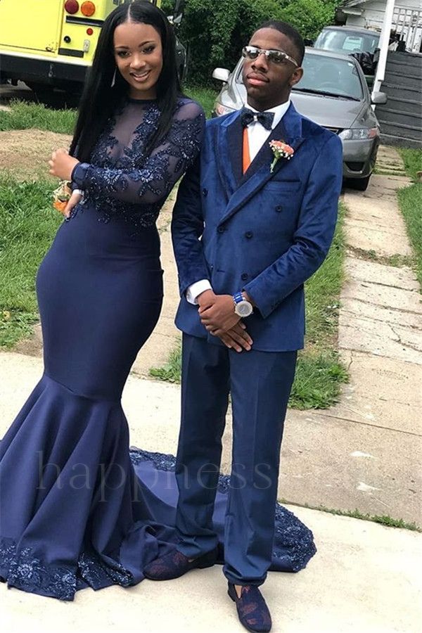 Leopold Navy Blue Velvet Double Breasted Peaked Lapel Prom Suit