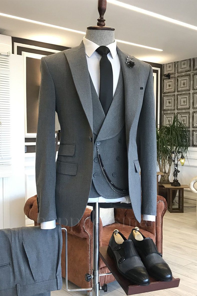 New Arrival Dark Gray 3-pieces Peaked Lapel One Button Formal Business Suits