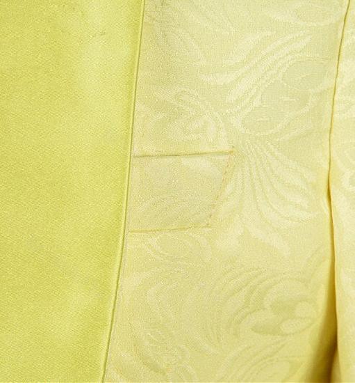 Chic Yellow Jacquard Three Pieces Shawl Lapel Prom Tuxedo_4