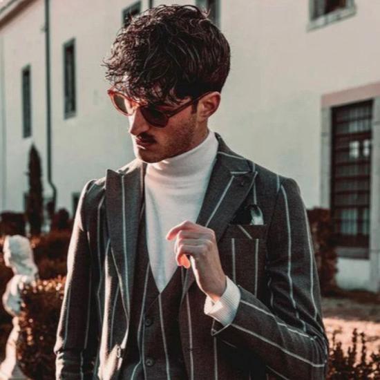 Christopher Gray Striped Three Pieces Peaked Lapel Men Suits Online_2