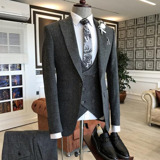 Patricia Dark Gray Small Plaid Peaked Lapel Double Breasted Business Men Suits With Vest_2