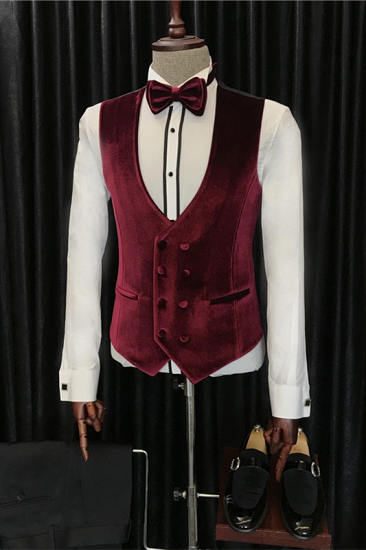 Theodora Chic White Three Pieces Wedding Suit with Velvet Lapel_2