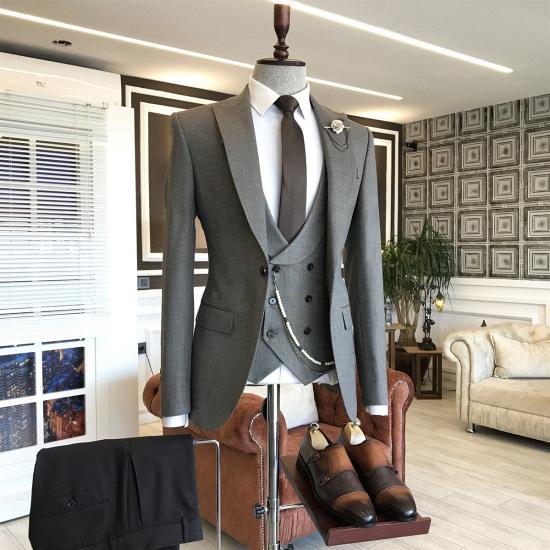 Eleni Trendy Gray Peaked Lapel Double Breasted Business Men Suits With Vest_2