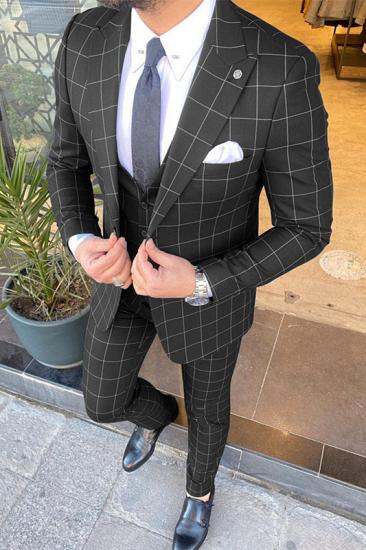Penelope Popular Black Plaid Peaked Lapel Three-Pieces Men Suits_1