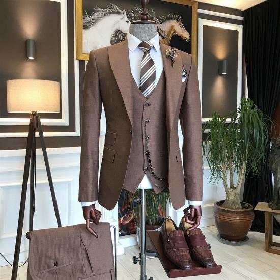 Chic Brown Best Fitted Peaked Lapel Three Pieces  Business Men Suits | Happnessmall_3